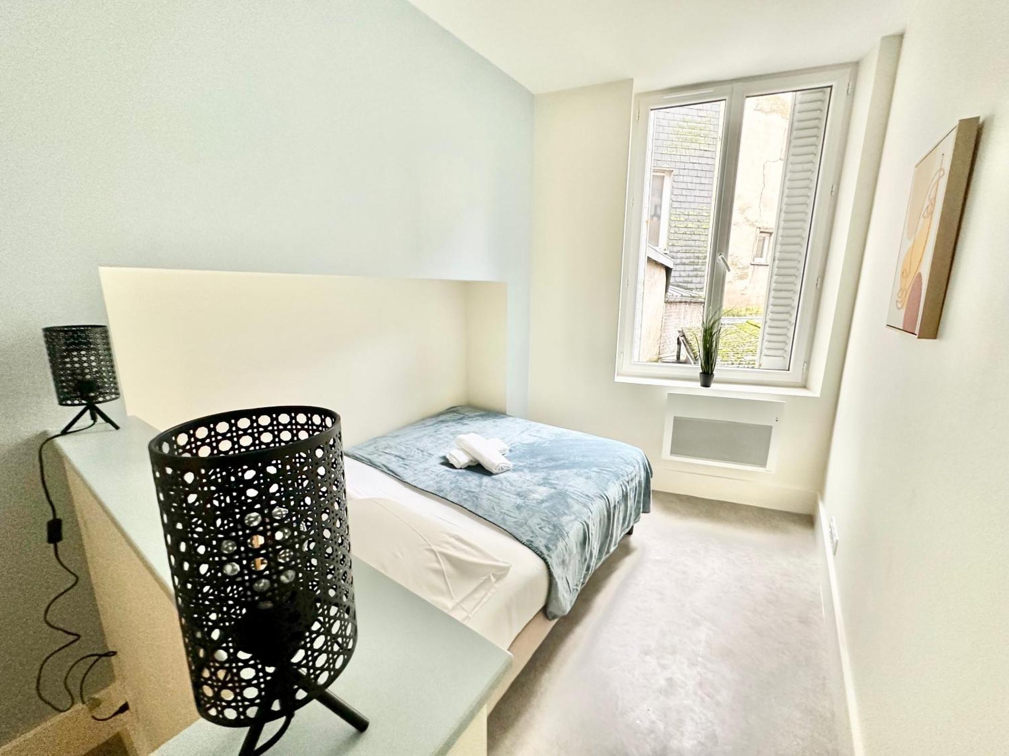 Apartamento Le Pantheon, Urbain Et Authentique Limoges Exterior foto